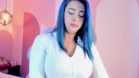 _valeryboobs_ online show from December 4, 3:22 pm