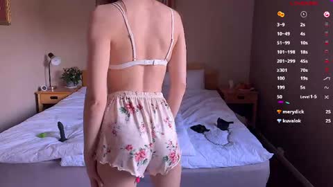 Velvet online show from April 29, 4:56 pm