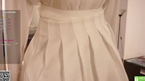 Snapshot of _vi_vi_ chatting on March 2, 6:19 pm Viola online show from March 2, 6:19 pm