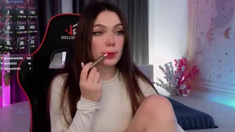 Vickie online show from March 11, 3:25 am