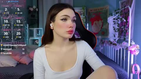 Vickie online show from February 20, 3:34 am