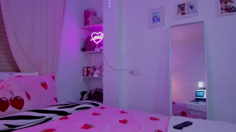   online show from December 2, 9:24 pm