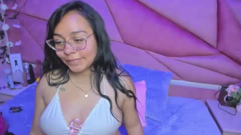 _violeta_18 online show from September 21, 3:54 am