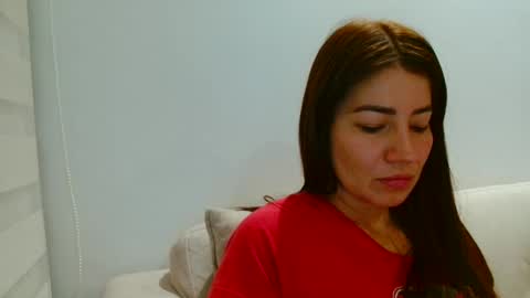 Violeta  online show from September 10, 11:50 pm