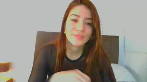 Violeta  online show from December 11, 2:41 am