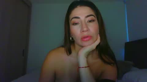 Violeta  online show from February 9, 10:54 pm