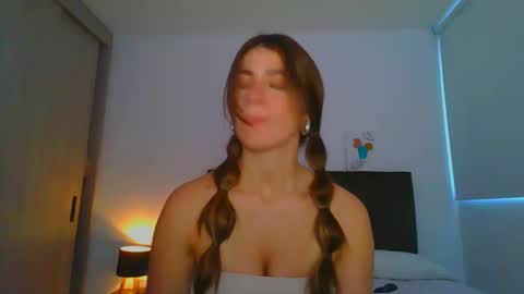 Violeta  online show from February 19, 10:31 pm