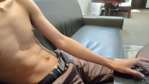 _vov_ online show from October 8, 1:06 pm