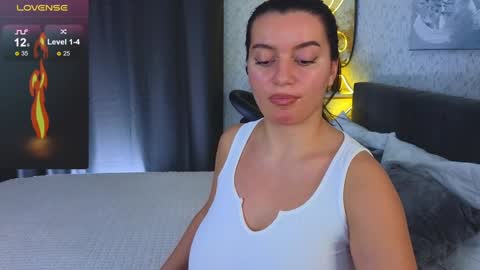 Jasmine online show from February 6, 11:20 am