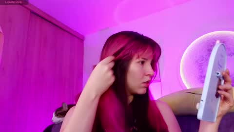 _yourcherrybomb online show from April 16, 9:15 pm