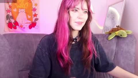 _yourcherrybomb online show from March 30, 5:40 am