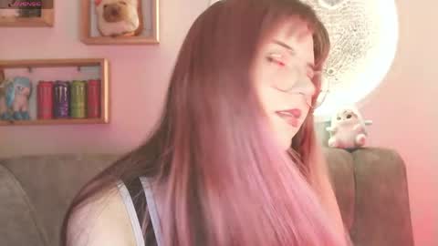 _yourcherrybomb online show from May 25, 10:10 am