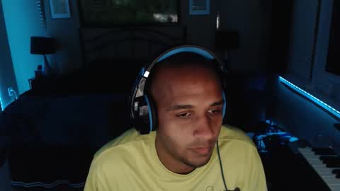 a4orce online show from April 17, 1:19 am