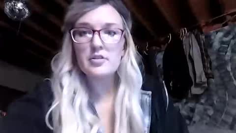 Bree Anna online show from January 13, 3:56 am