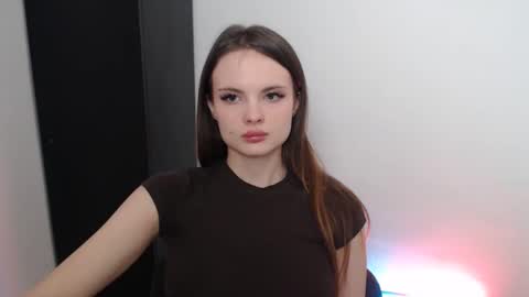 Snapshot of a_ariella_ chatting on September 14, 7:32 am a_ariella_ online show from September 14, 7:32 am
