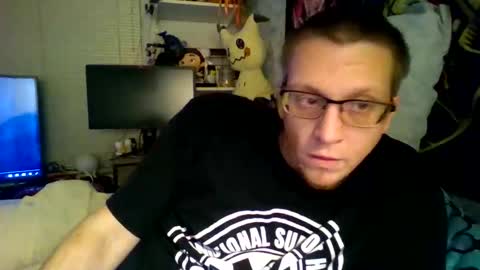 A Bored Dragon online show from September 25, 11:39 am