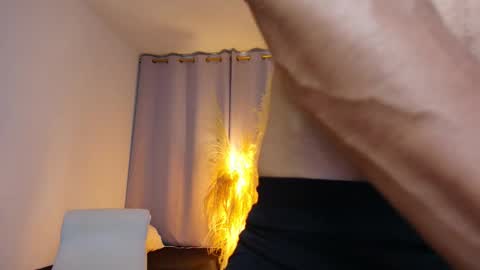 Axel online show from October 4, 2:53 am