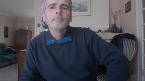 Snapshot of aalex1717 chatting on January 28, 10:34 am Aalex1717 online show from January 28, 10:34 am