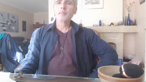 Snapshot of aalex1717 chatting on February 1, 12:04 pm Aalex1717 online show from February 1, 12:04 pm