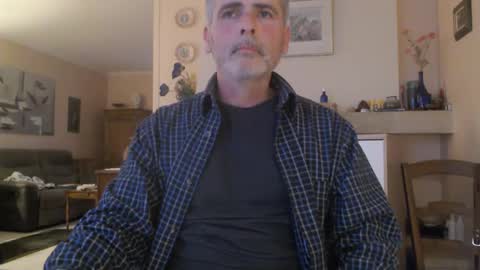Snapshot of aalex1717 chatting on March 9, 6:00 pm Aalex1717 online show from March 9, 6:00 pm