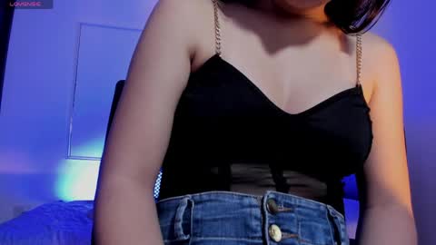 andrea online show from April 7, 4:47 am