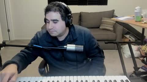 Snapshot of aaroleplayer chatting on February 25, 11:26 pm Aaron online show from February 25, 11:26 pm