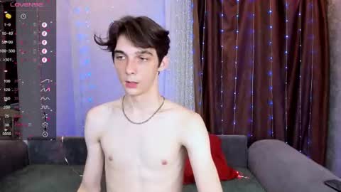 Aaron Bang online show from July 4, 11:08 pm