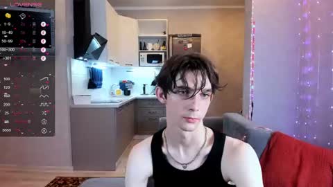 Aaron Bang online show from June 28, 9:22 pm