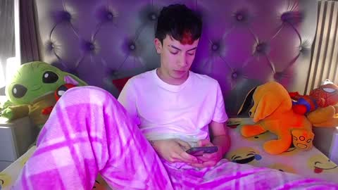 Snapshot of aaron_blink1 chatting on January 13, 8:04 pm Aaron online show from January 13, 8:04 pm