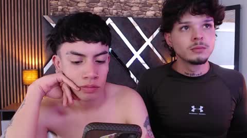 Snapshot of aaron_blink1 chatting on September 11, 5:03 pm Aaron online show from September 11, 5:03 pm
