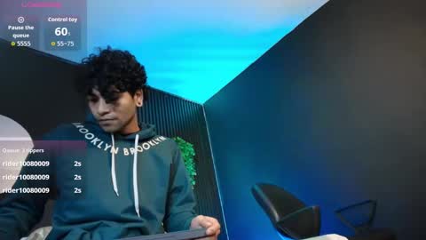 Aaron and Jassell online show from September 10, 3:46 pm
