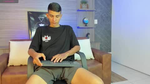 Aaron online show from January 6, 7:51 pm