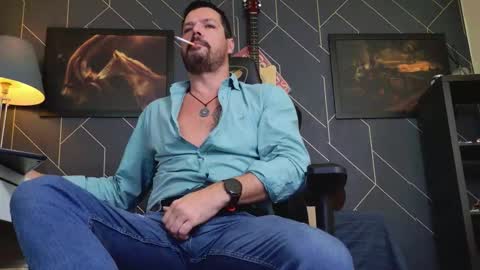 Aaron online show from November 3, 2:34 am