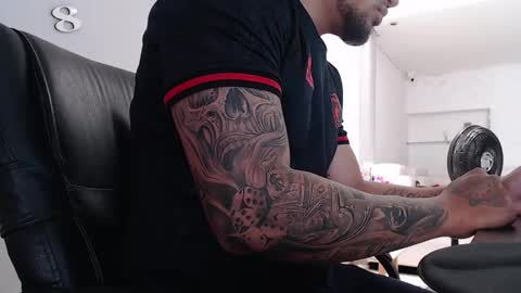 ig aaron hunter123 online show from February 11, 6:22 pm