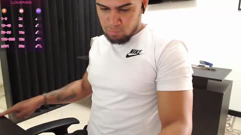 ig aaron hunter123 online show from September 8, 2:49 pm