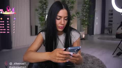 Snapshot of abbela_white chatting on February 26, 9:44 am Alexa online show from February 26, 9:44 am