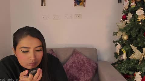 Snapshot of abbey_allen chatting on December 24, 11:33 pm Abbey IG abby allenn Independent model online show from December 24, 11:33 pm