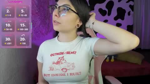 April online show from November 19, 11:03 pm