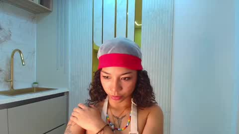 Lucia  online show from February 1, 1:20 pm