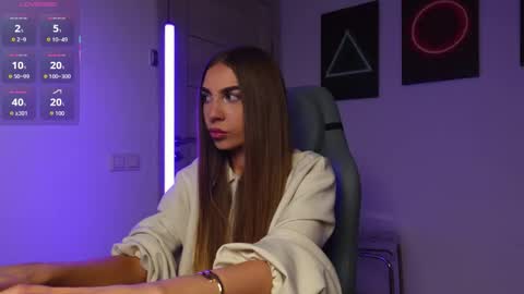 ABBY LAKER online show from September 20, 6:05 am