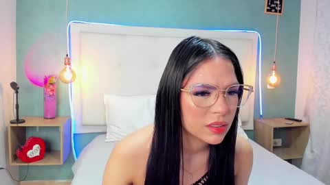 Snapshot of abbydixon1 chatting on February 28, 11:56 pm Abby Dixon online show from February 28, 11:56 pm