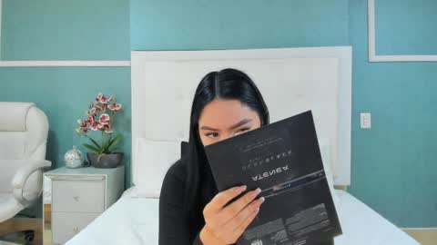 Abby Dixon  online show from March 31, 12:16 pm