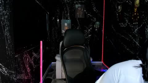 ABBY online show from January 30, 1:09 pm