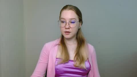 Abby Lovense is active online show from March 30, 10:15 am