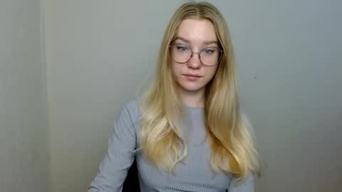 Abby Lovense is active online show from November 11, 8:49 am