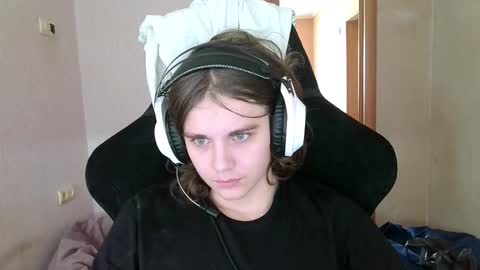 abbysal_blade online show from October 5, 4:54 am