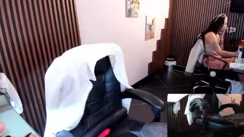 Abby Stones online show from September 30, 11:32 am