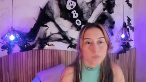 Abigail online show from October 6, 11:39 am