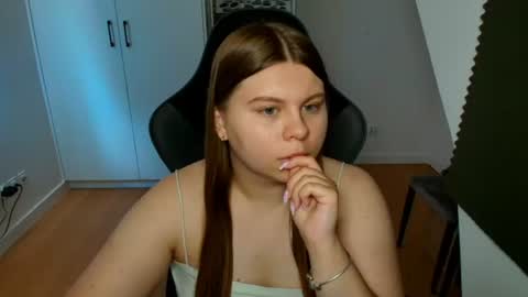 abbyvibe online show from July 25, 10:02 am