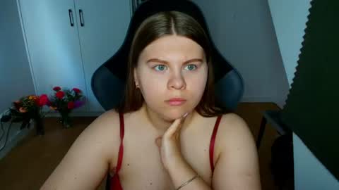 abbyvibe online show from August 3, 9:15 am